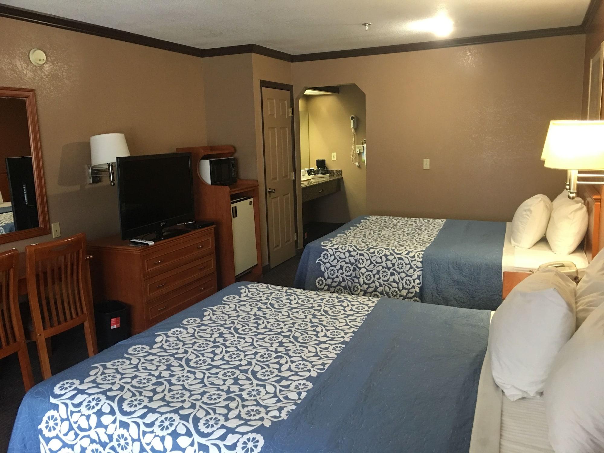 Days Inn By Wyndham Bishop Buitenkant foto