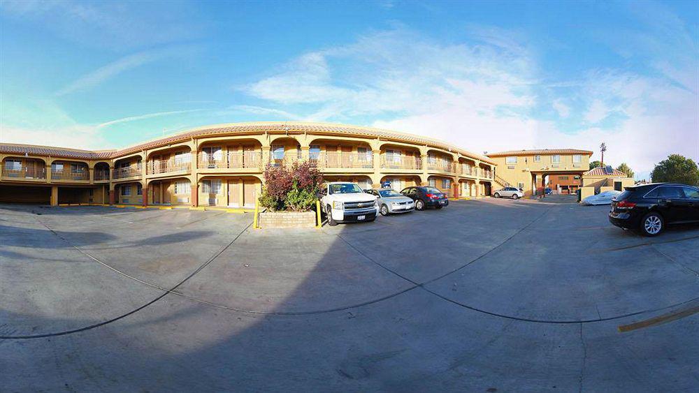 Days Inn By Wyndham Bishop Buitenkant foto